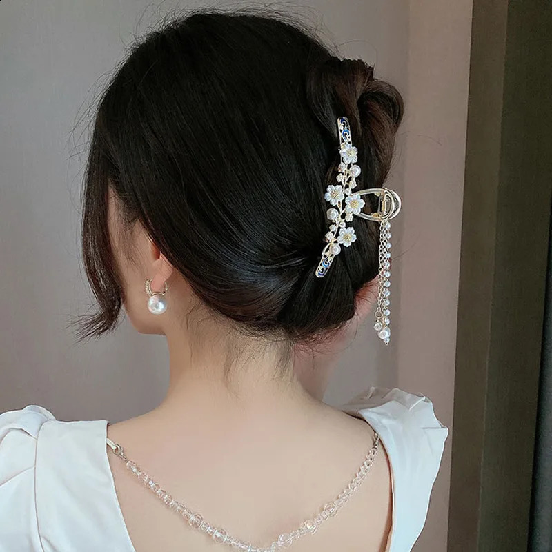 Girl Elegant Flower Handmade hair clip pearl Tassel Ponytail Clip Fashion Head HAIR ACCESSORI FOR WOMAN Ornament Heawear 250120