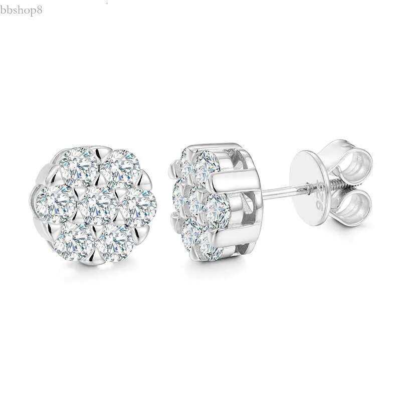 S Sterg Sier D Color 3.0mm Moissanite Plum Blossom Fashion Personalized Earrings