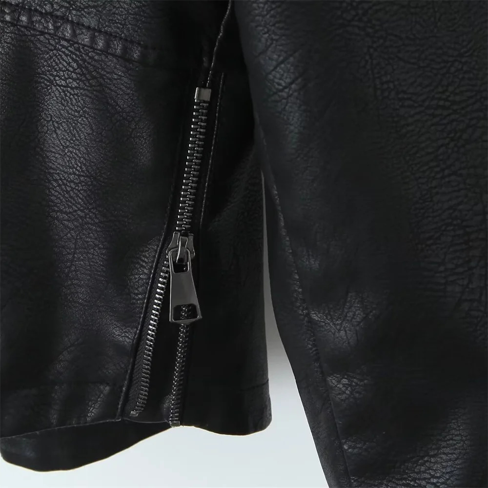 Autumn womens fashion casual Joker temperament commuting slim zipper hooded leather jacket. 250122