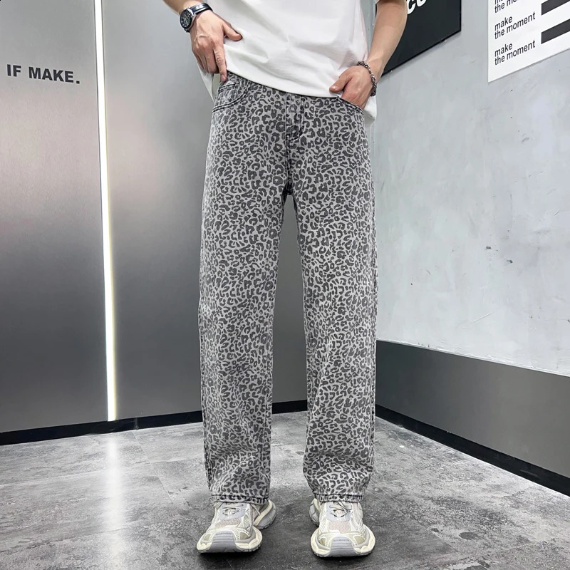 Leopard Print Jeans Mens High-End Trend Fashion Street Personality Party Casual Loose Straight-Leg Wide-Leg Pants 250120