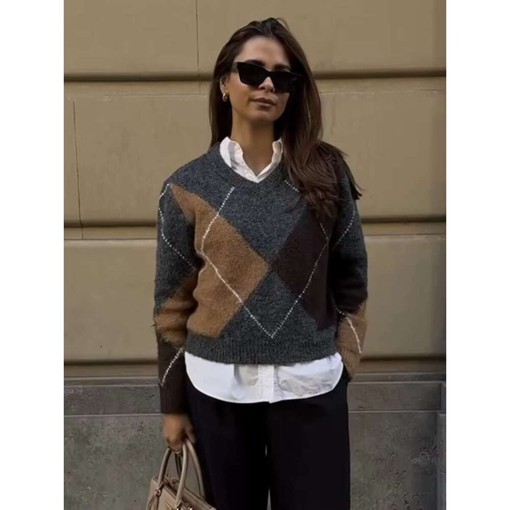 Irregular Plaid Vintage Pullover Sweater Women New Long Sleeve Casual O Neck Jumper 2025 Spring Streetwear Fashion Knit Sweaters