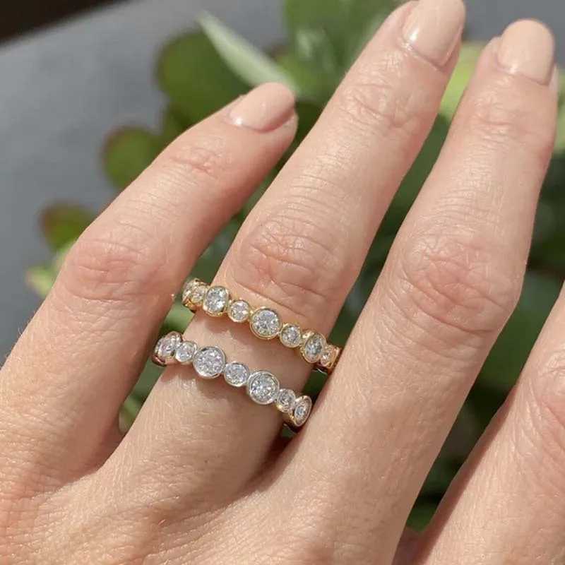 Trendy Round Cubic Moissanite diamondia Ring for Women Silver Color/Gold Color Statement Female Accessories Daily Wear Luxury Jewelry