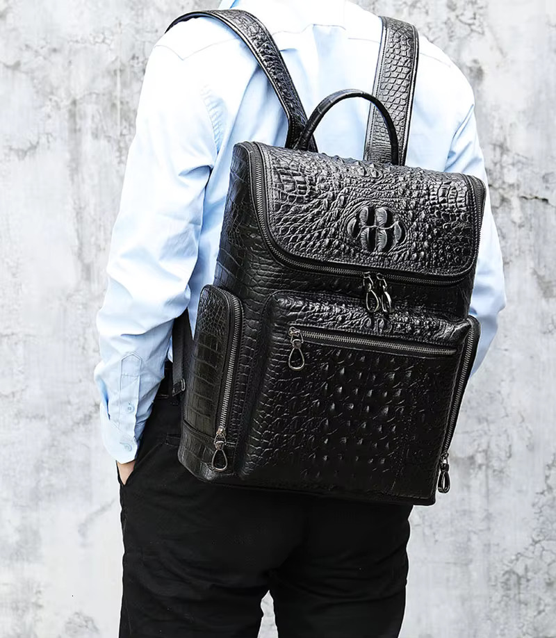 2023 New Fashion Crocodile Leather Men's Bagpack Casual Fashionable Cowhide Travel Backpack For Man Real Cow Skin