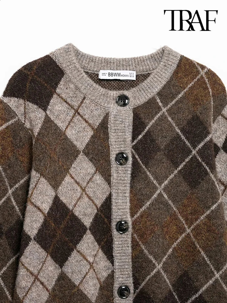 TRAF Womens Fashion 2024 fall and winter retro diamond plaid knitted cardigan chic long-sleeved single-breasted jacket 250118