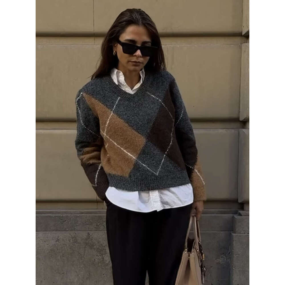 Irregular Plaid Vintage Pullover Sweater Women New Long Sleeve Casual O Neck Jumper 2025 Spring Streetwear Fashion Knit Sweaters