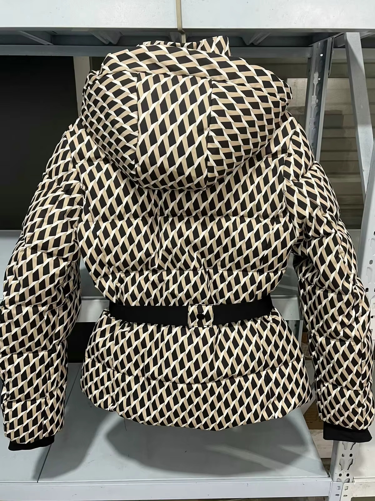 Women's Fashion Winter Hooded High Waist Padded Sport Coats With Belt Female Elegant Thick Warm Pockets Windproof Skiing Jackets