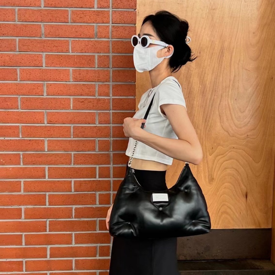 2024 niche design Magira armpit lazy style casual shoulder crossbody cloud bag real sheepskin