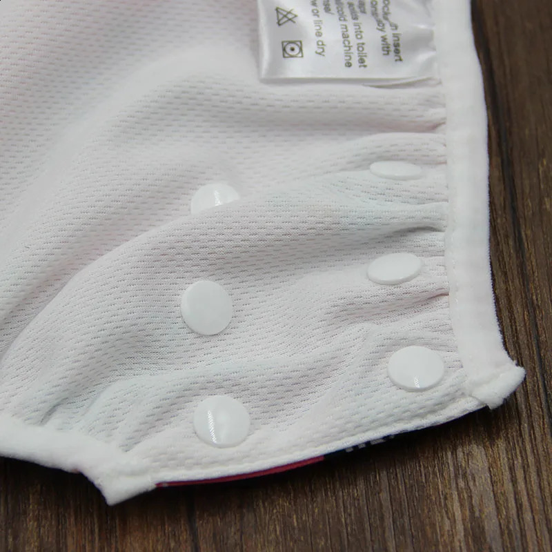 Baby Swim Diapers Waterproof Adjustable Cloth Diapers Pool Pant Swimming Diaper Cover Reusable Washable Baby Nappies 250114