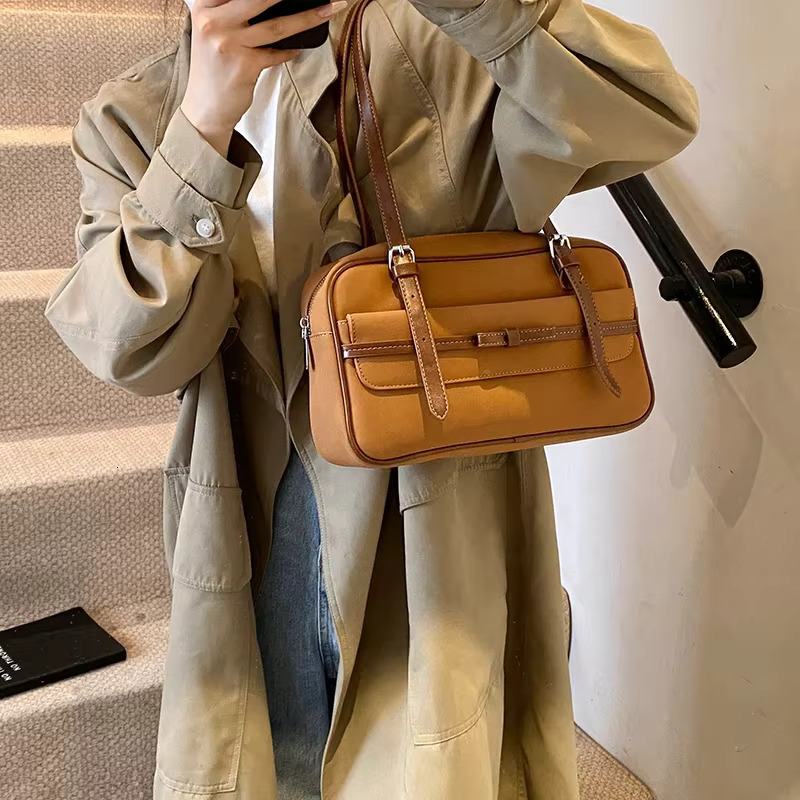 LEFTSIDE Retro NUBUCK Shoulder Bags Lady Tote Bag For Women 2024 Winter New Trend Y2k Korean Fashion Design Handbags And Purses