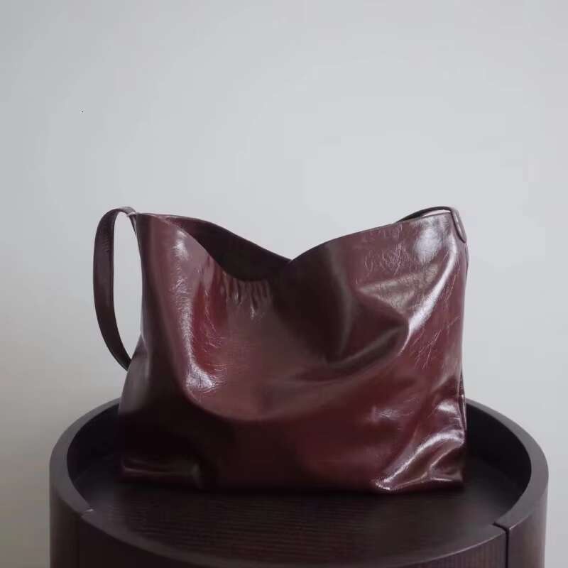Bucket Cowhide Large Capacity Solid Casual Women Totes Simple Korea Minority Commuter Messenger New Shop Daily Moda Shoulder Bag