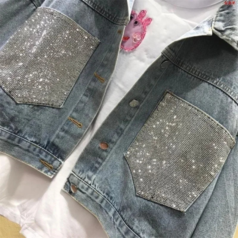 Womens Denim Jackets Outerwears Diamonds with Rhinestones Sequin Small Print Female Jeans Coat Blue Short Spring Autumn Crop 250116
