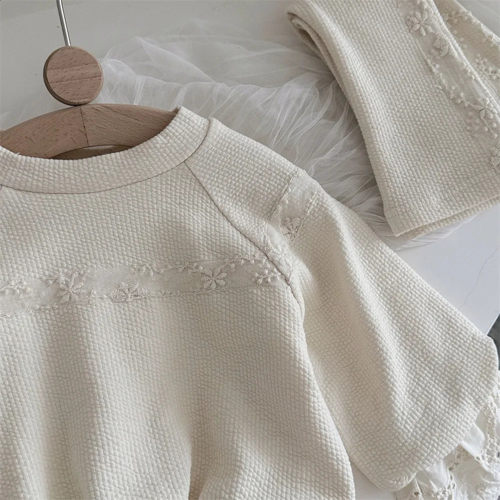 Baby Girls Clothing Sets Spring Autumn Kids Lace Sweatshirt Pants 2Pcs Suit Cotton Infant Costume Toddler Outfits 250117