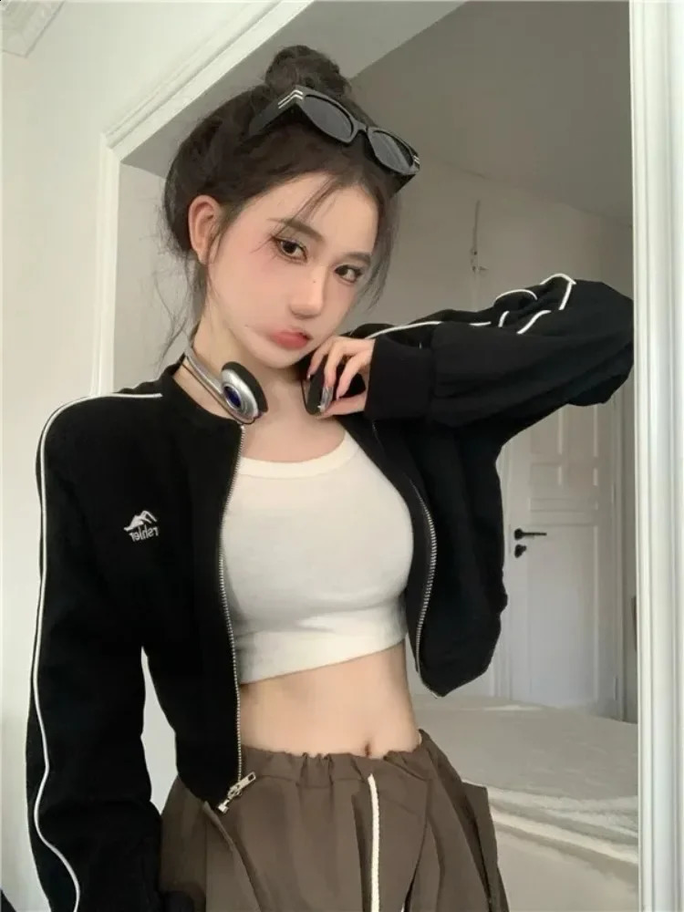 Deeptown Korean Zip Hoodie Y2k Women American Retro Kpop Fashion Streetwear Black Crop Sweatshirt Autumn Zipper Jacket 250109