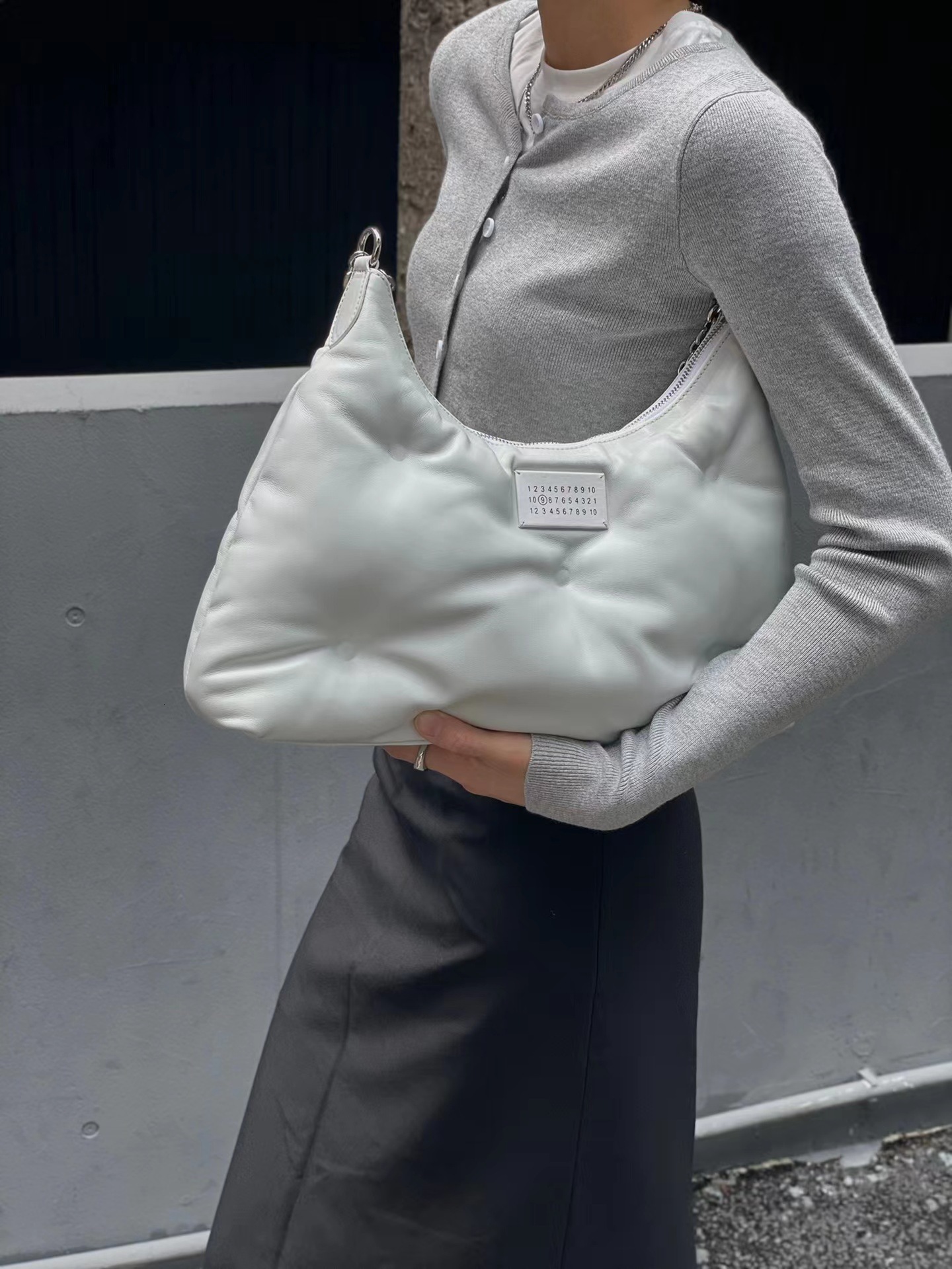 2024 niche design Magira armpit lazy style casual shoulder crossbody cloud bag real sheepskin