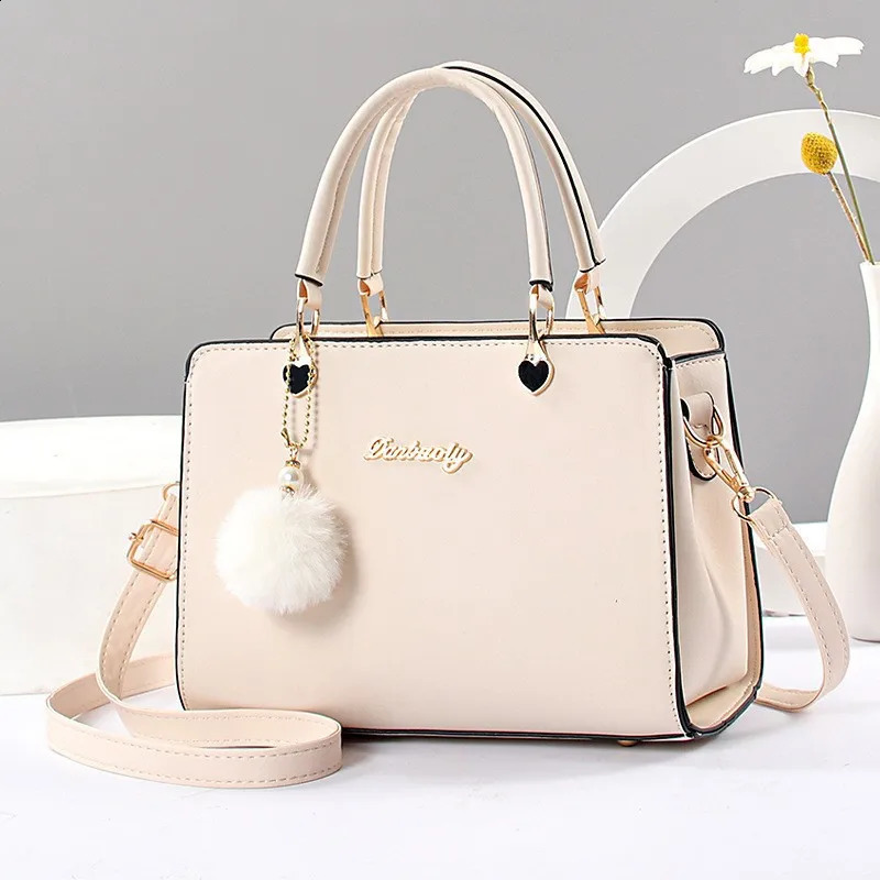 1 diagonal cross shoulder bag large capacity light womens handbag fashionable face value ten font 250122