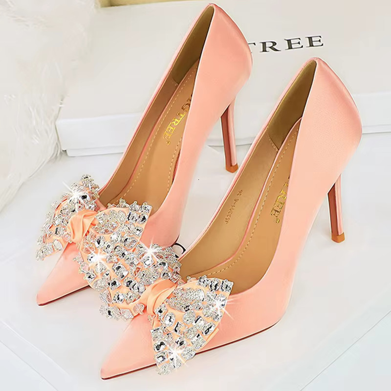 2025 Bow Knot Rhie Women Pumps Large Size 43 High Banquet Stilettos Sexy Party Shoes Design Lady Heels