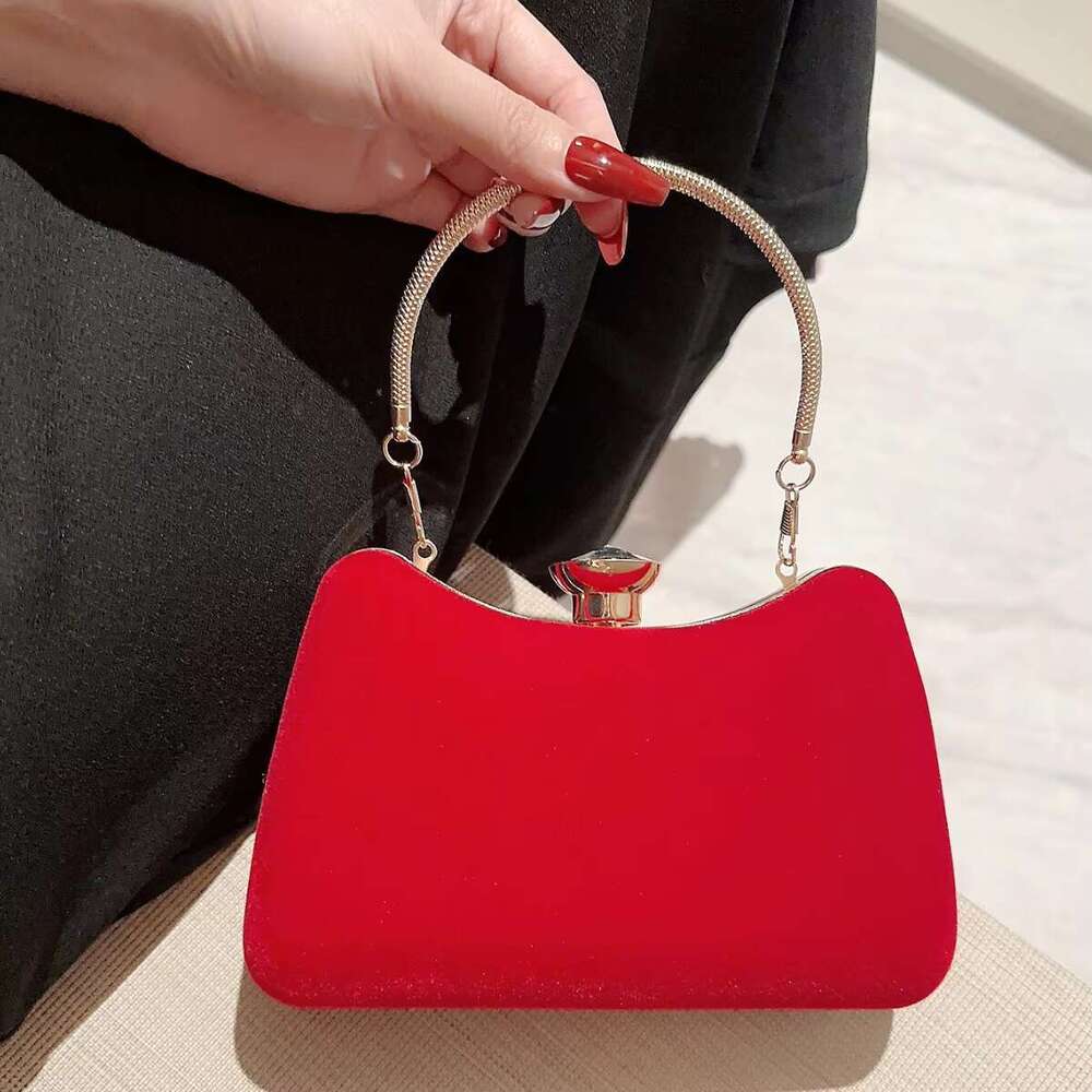 2023 New Veet Evening Clutch Wallets Banquet Dinner Bags With Metal Handel 2 Colors Drop Shipping