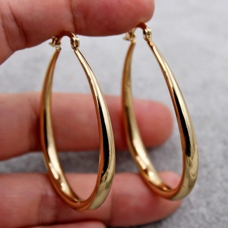 Shine Gold Color Women Earrings Fashion Smooth Hoop Earrings for Women Engagement Wedding Jewelry Gift250120