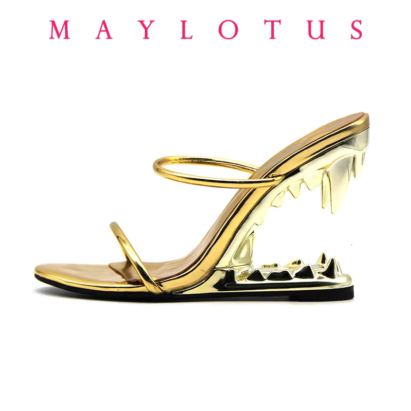 European And American Summer New Metal Tooth Sandals, High-Heeled Shoes, Fashion Shows, Women's Dresses,Nightclub Party Sandals
