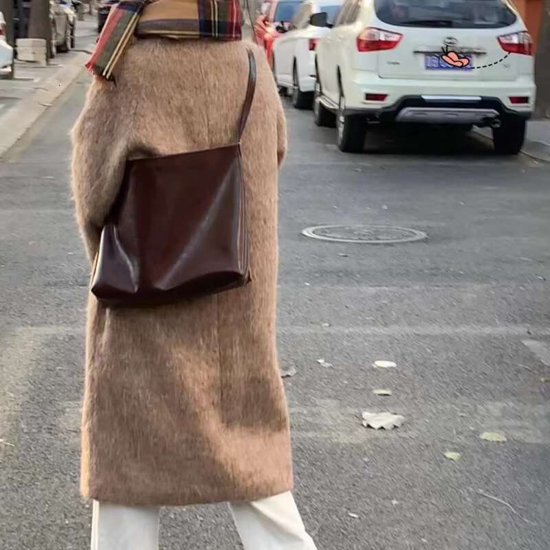 Bucket Cowhide Large Capacity Solid Casual Women Totes Simple Korea Minority Commuter Messenger New Shop Daily Moda Shoulder Bag
