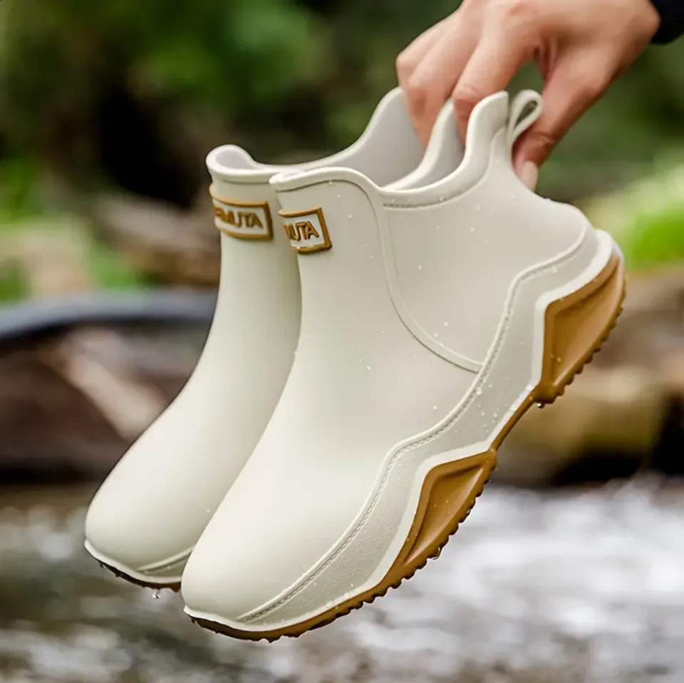 Trendy Outdoor Kitchen Non-slip Rain Boots Motorcycle Waterproof Shoes Rain Shoes Rubber Shoes Water Shoes Fishing Shoes For W 250122