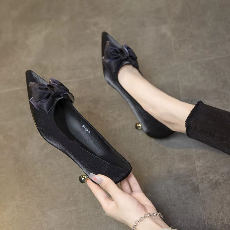 Shoes For Woman 2024 Bride Black Women's Summer Footwear Pointed Toe With Bow Stilito Low Heel Elegant Stylish Spring On Offer A