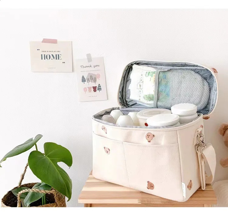 Korean Baby Diaper Bag Canvas Bear Embroidered Insulation Baby Stroller Storage Bag Organizer Mommy Milk Insulation Ice Bag 250118