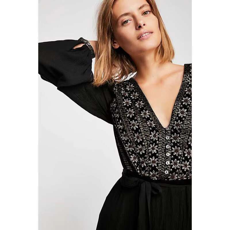 Bohemian Free Style Black Long-Sleeved Embroidery Maxi Cotton Open Back People Chic V Neck Beach Dress