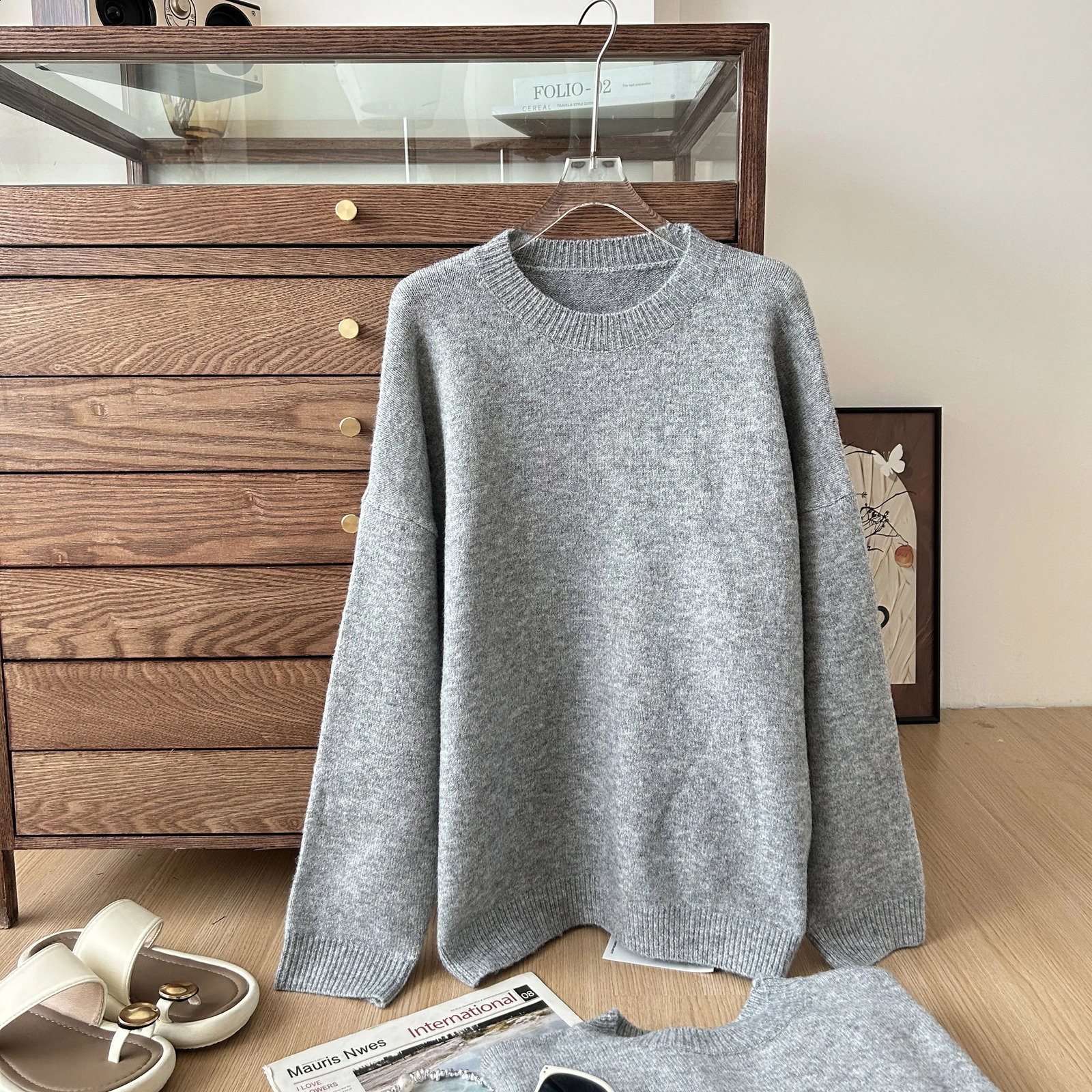 High-quality Gray Raccoon Velvet Round Neck Pullover Sweater Womens Autumn and Winter Soft and Glutinous Loose Knit Top 250117