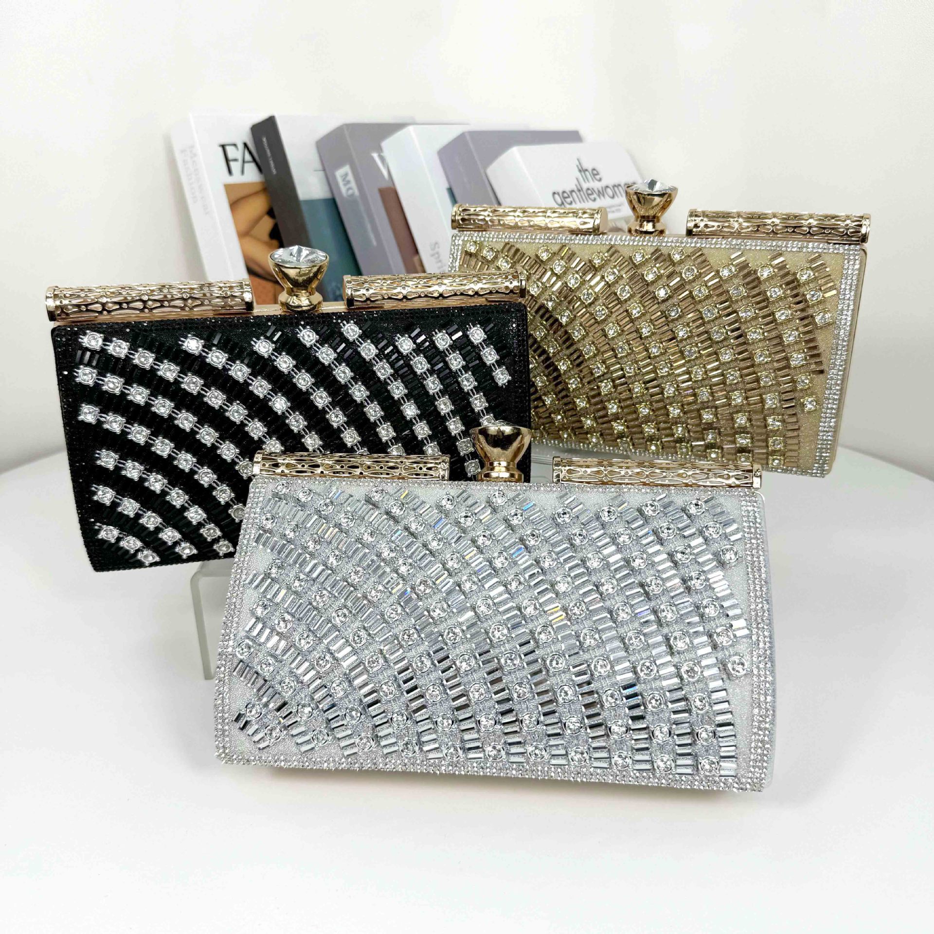 New Diamond Studded Women's Banquet Wedding Handheld Evening Dress Bag For Purses