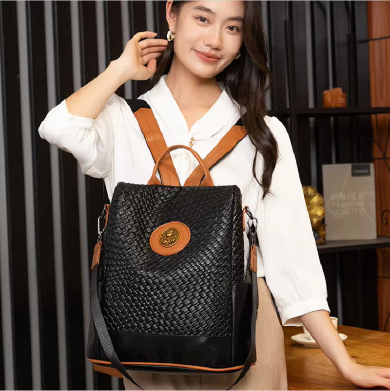 New Women's Large Capacity Anti Theft Travel Backpacks High Quality Soft Leather Fashion Shoulder Bags Totes Casual Backpack