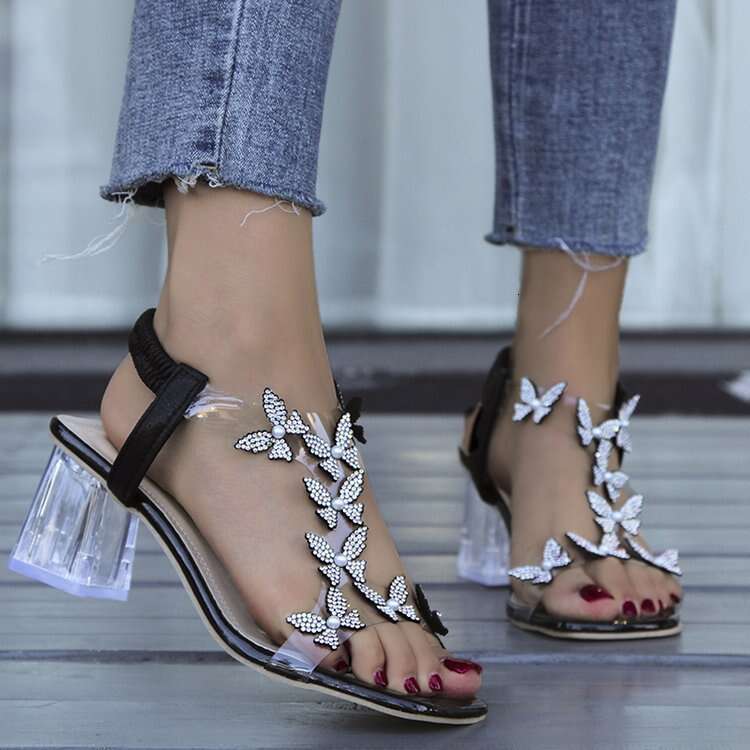 High Heels Pointed Toe Heels Sandals Women Designer Sexy Cross Strap Water Diamond Open Toe Summer One line Heel Summer Sandals