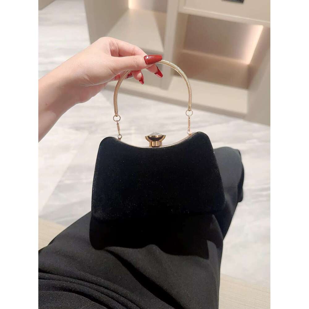 2023 New Veet Evening Clutch Wallets Banquet Dinner Bags With Metal Handel 2 Colors Drop Shipping