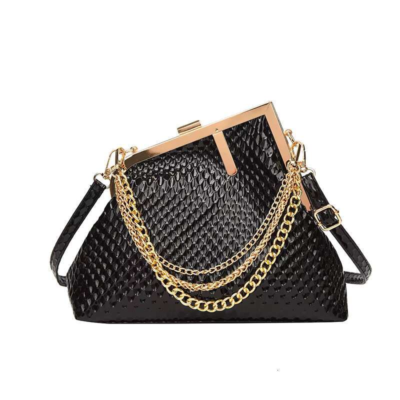 Evening Retro European And American Style Distinctive Woven Shaped Clip Bag With Dot Pattern Irregular Women's Chain Crossbo