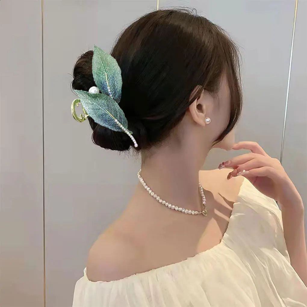 Elegant Metal Hair Clip Butterfly Flower Clips For Women Hairstyles Pearl Hair Clip Hair Clips Women 250120