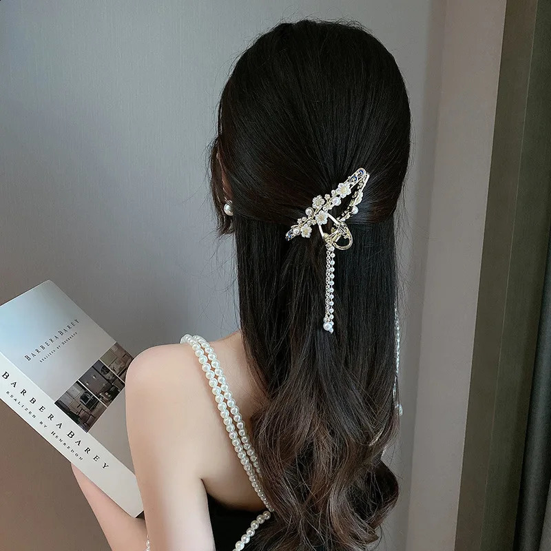 Girl Elegant Flower Handmade hair clip pearl Tassel Ponytail Clip Fashion Head HAIR ACCESSORI FOR WOMAN Ornament Heawear 250120