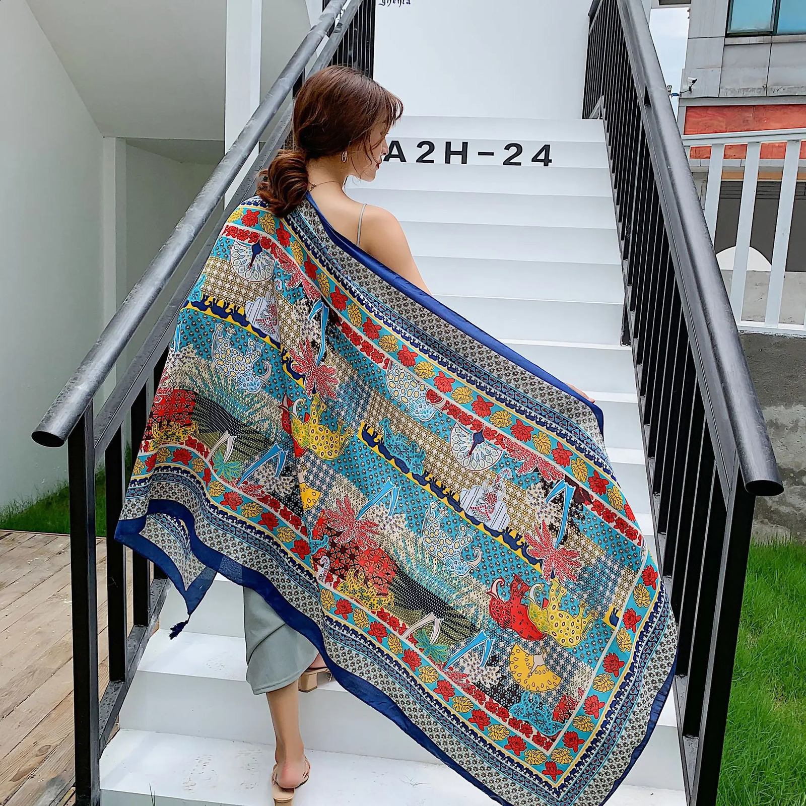 Women Scarf Sunscreen Cotton Shawls Dual-Use Summer Autumn Long Scarves Seaside Holiday Beach Towel Beachwear Veils 250120