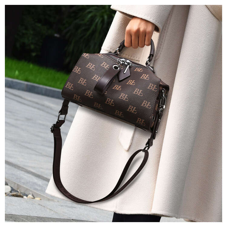 Women's Bags Cross autumn and winter new print pillow large capacity shoulder bag, high-end women's bag