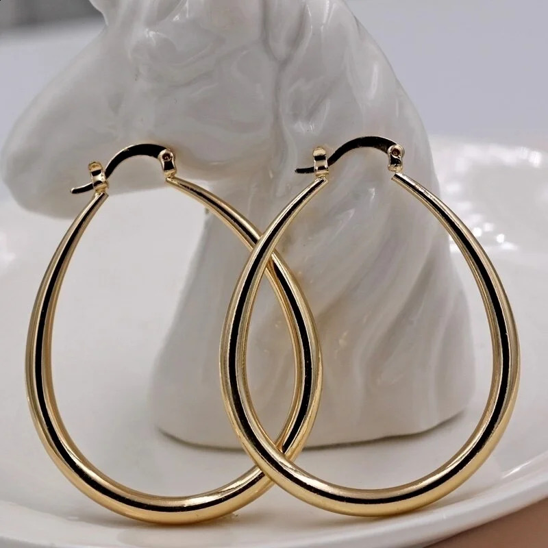 Shine Gold Color Women Earrings Fashion Smooth Hoop Earrings for Women Engagement Wedding Jewelry Gift250120