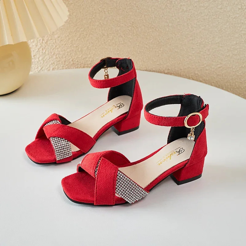 Children Mary Janes for Party Wedding Shows Low Heels Pleated Rhinestones Chic Girls Sandals Classic Red Kids Shoes PU 2024 250114
