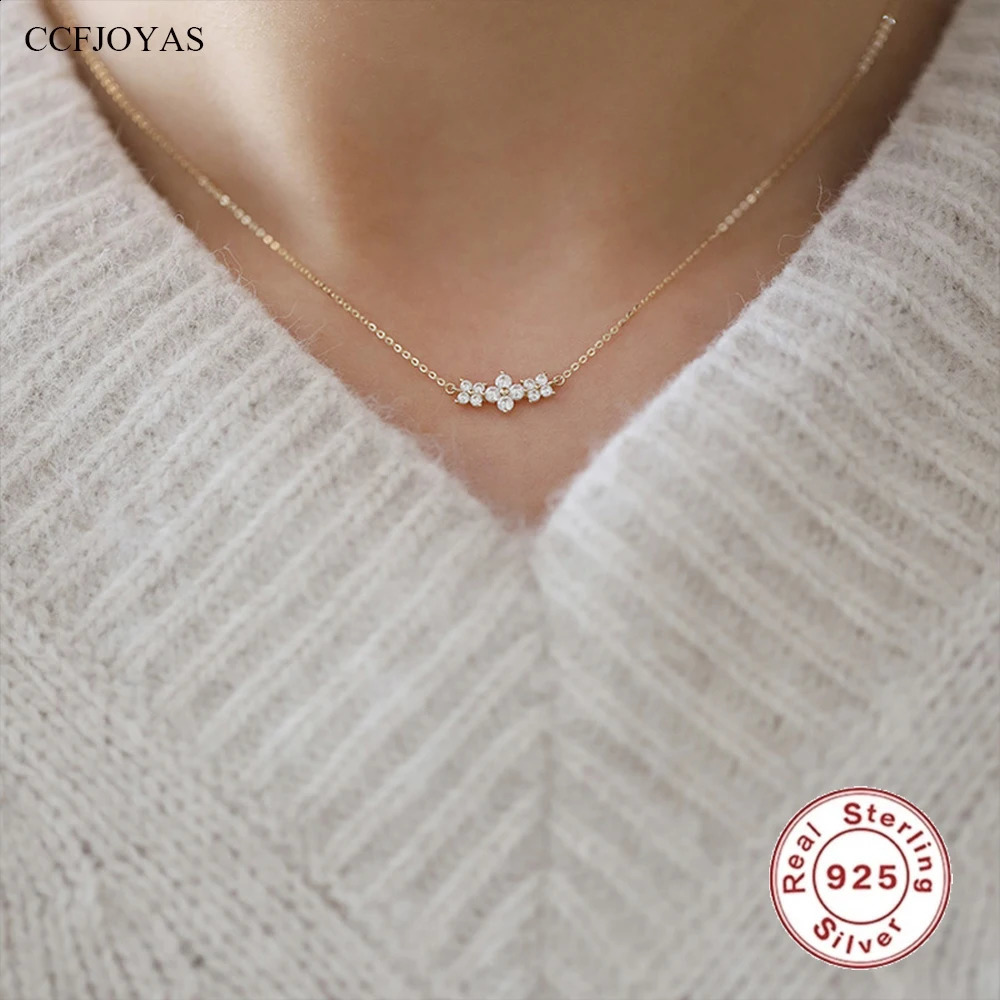 CCFJOYAS Simple INS Three Small Flower 925 Sterling Silver Necklace for Women 18k Gold Plated Mini Zircon Flower clavicle chain 250117