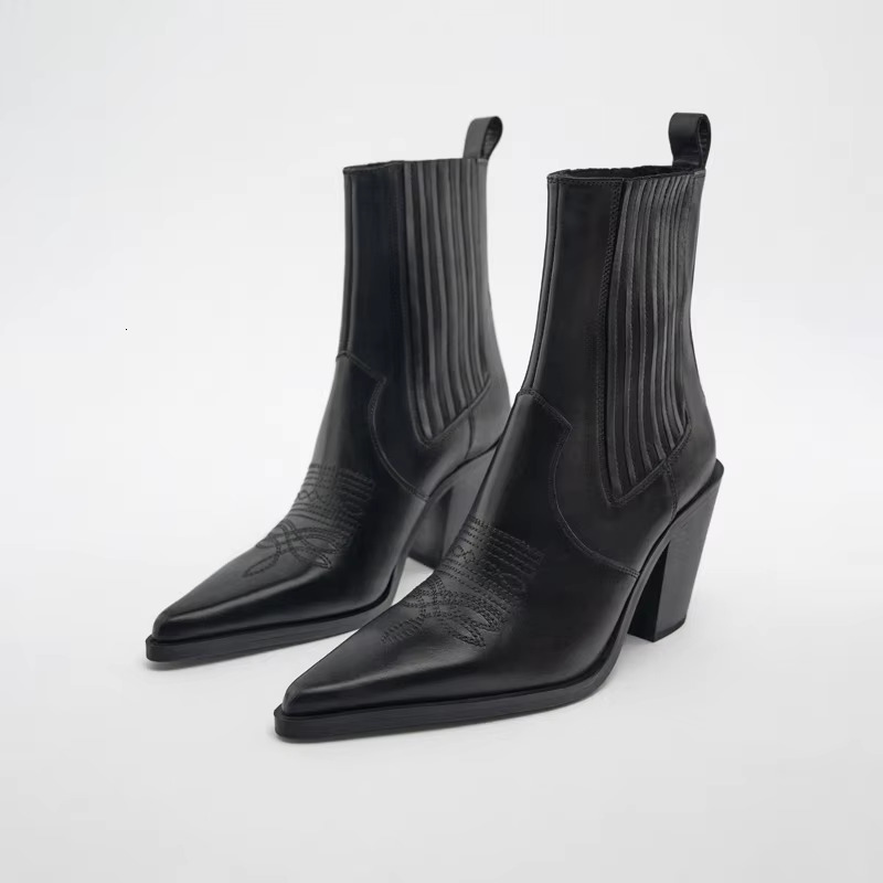 2024 Autumn New Fashion Design Western Cowboy Women's Genuine Leather Retro High Heel Short Boots Modern Ankle Booties