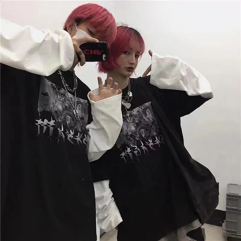 Y2K Emo Men Summer Oversized T-Shirt Korean Harajuku Tshirt Streetwear Dark Academia Hip Hop Alt Long Sleeved T Shirts Clothes 250117