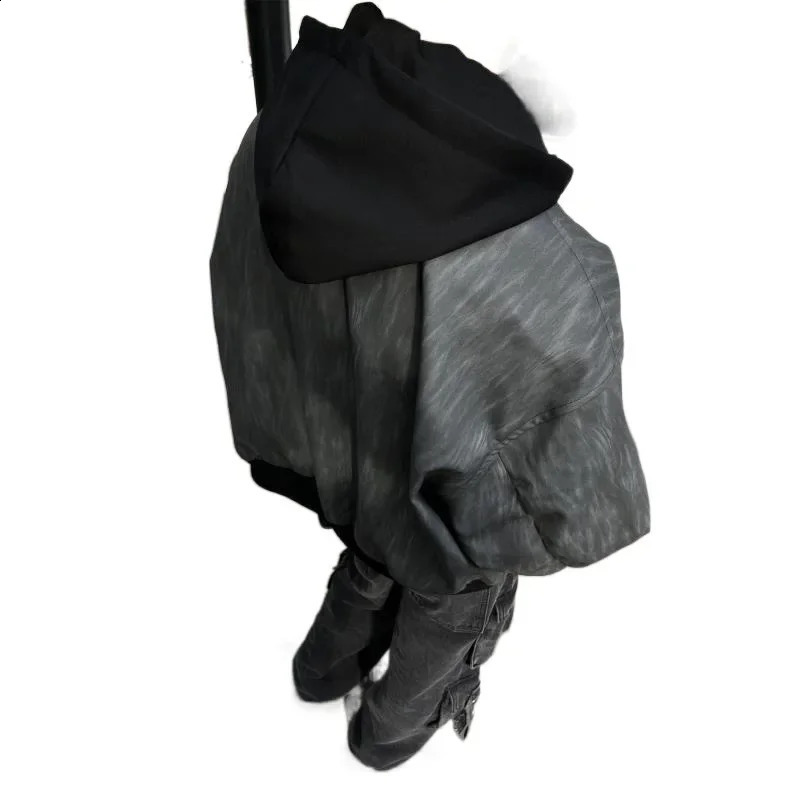 2024 Model Mens Illusion Hooded Leather Jacket American Style Vintage Loose Fit Versatile Work Clipon 250109Z