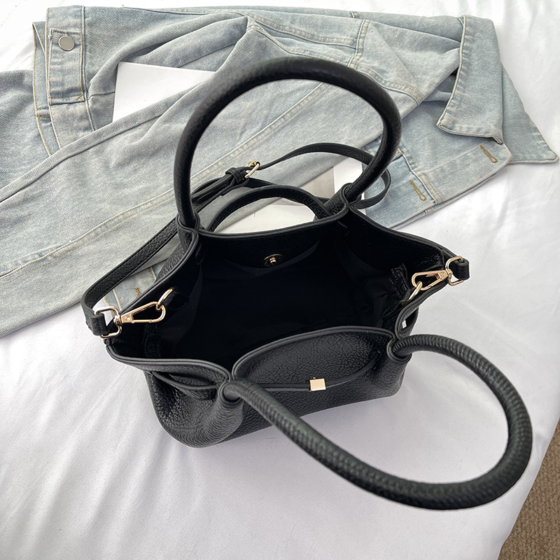LEFTSIDE Small PU Leather Crossbody Bags Lady With Short Handle Shoulder Bag For Women 2024 New Designer Y2k Fashion Handbags
