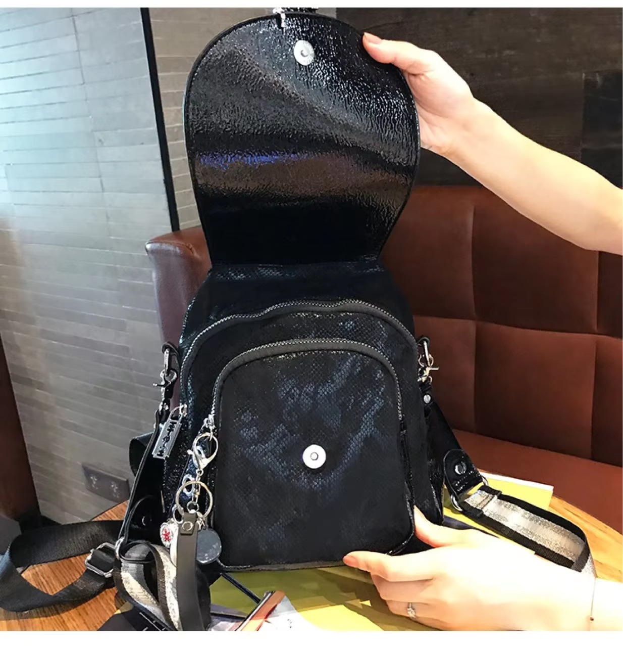 Women Fashion Artificial Rhie Sier Backpack 2024 Female High Quality Dias Stone Leather Travel Daily Daypack