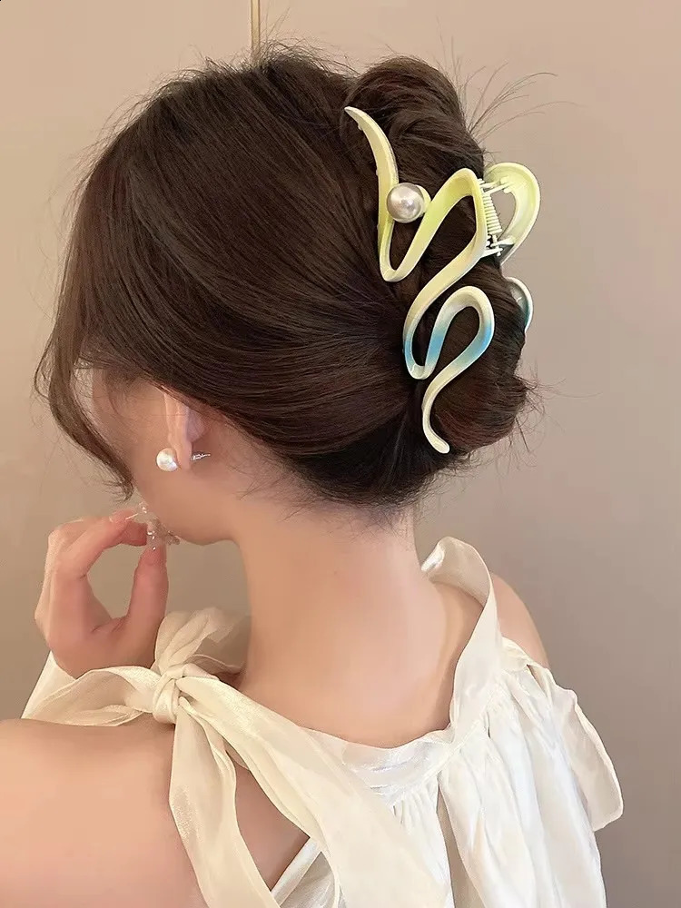 Candy Color Wave Line Alloy Y2k Simple Hair Clip Claw For Women Trendy Large Crab Catches Clamp Headwear Accessories 250120