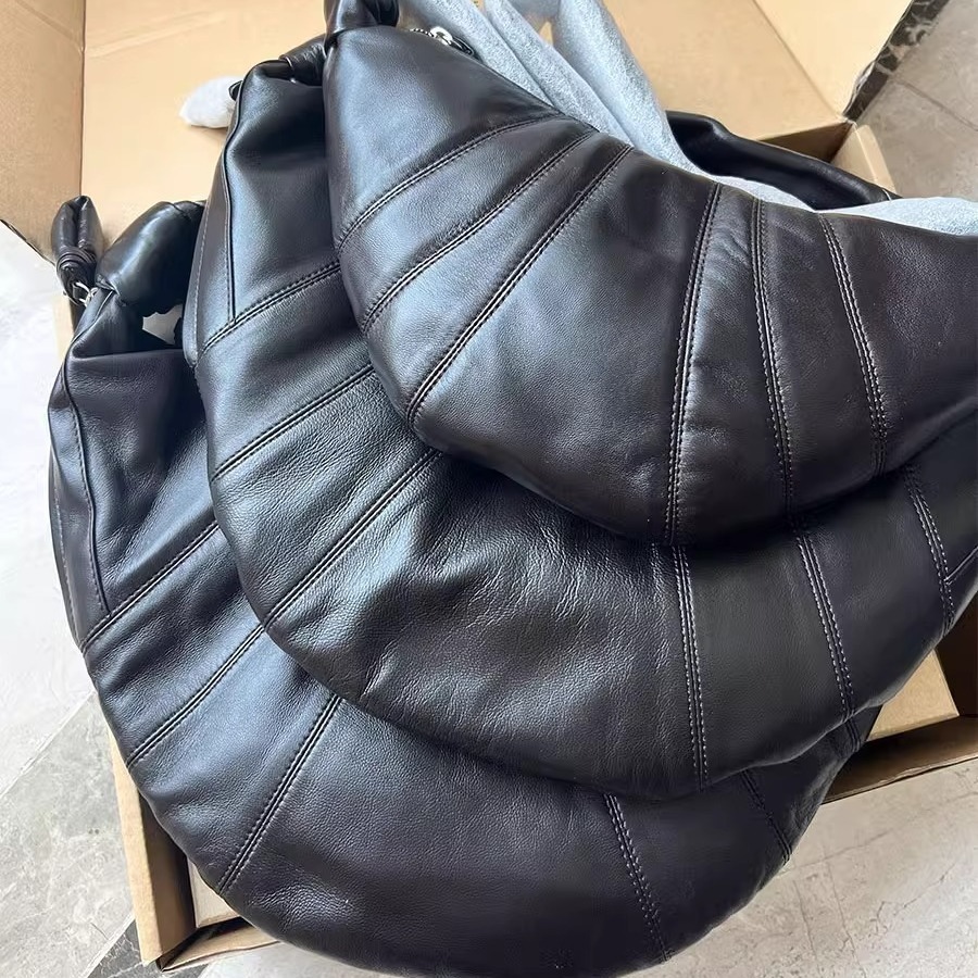 Croissant Classic Premium Sheepskin Bull Horn Bag Songbag Lazy Crossbag
