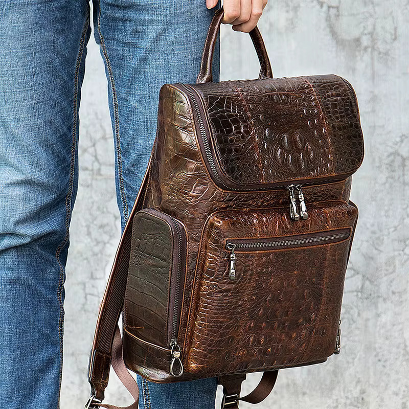 2023 New Fashion Crocodile Leather Men's Bagpack Casual Fashionable Cowhide Travel Backpack For Man Real Cow Skin