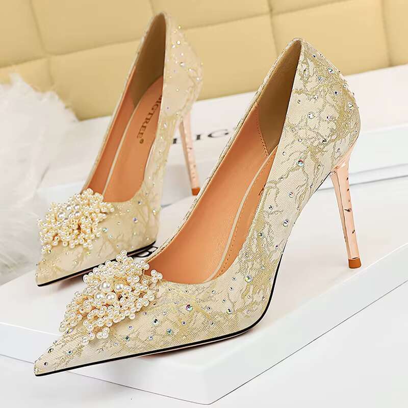 BIGTREE Shoes Pearl wers Woman Rhie High 2025 New urious Women Heels Stiletto Large Size Ladies Pumps